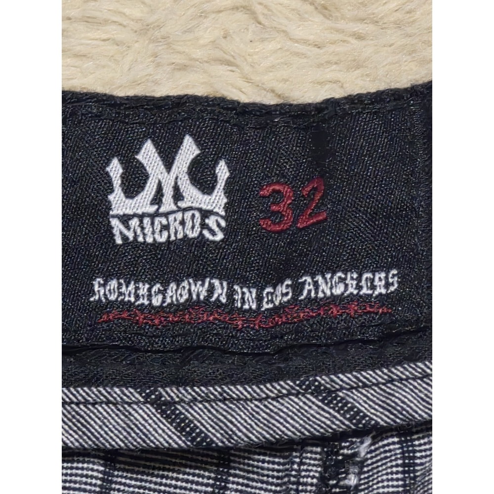 Mickos Mens 32 Gray Black Pinstripe Shorts Skate Streetwear Punk Goth Read Flaw - Picture 4 of 9